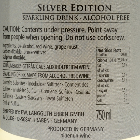 Băutură aromată spumoasă alb sec Silver 0% alc. 0.75l