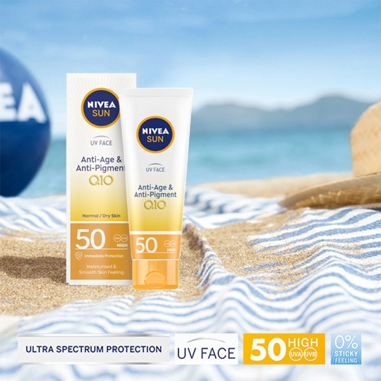 Cremă de față pentru protecție solară cu SPF50 Q10, cu efect anti-rid și anti-pigmentare 50ml